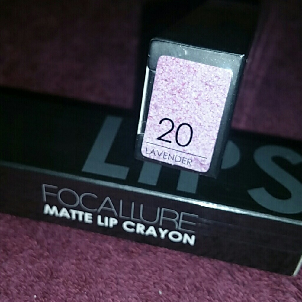 NEW Focallure Metallic Lipstick #20 - Picture 4 of 4